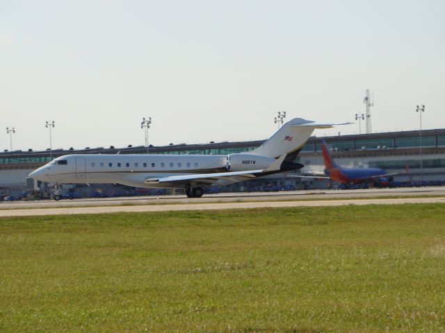 Bombardier Global Express (N86TW)