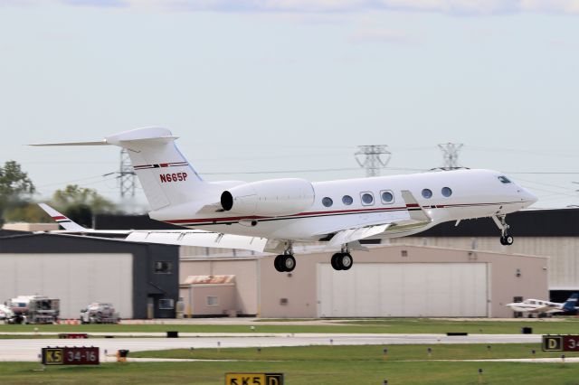 GULFSTREAM AEROSPACE G-7 Gulfstream G600 (N665P)