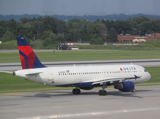 Airbus A320 (N310NW) - Taxiing to 30R for Take-off at MSP on 07/31/2011