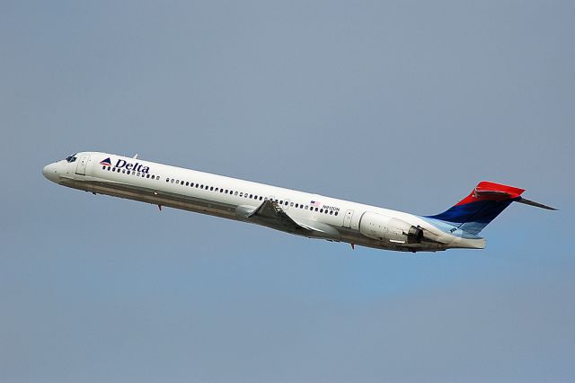 McDonnell Douglas MD-90 (N912DN) - The short lived wavy gravy livery. Photo taken April 7, 2006. Nikon D-50.