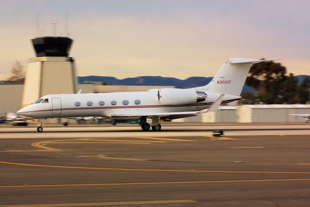 Gulfstream Aerospace Gulfstream IV (N305CF)