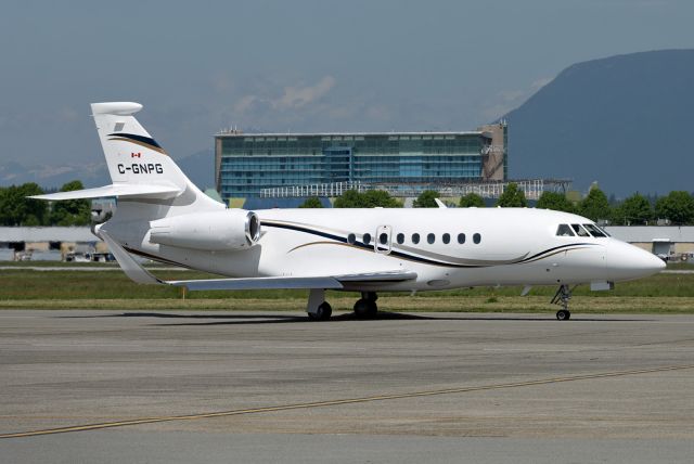 Dassault Falcon 2000 (C-GNPG)