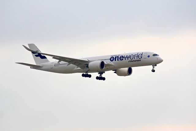 Airbus A350-900 (OH-LWB)