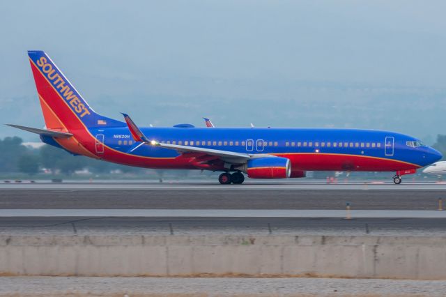 Boeing 737-800 (N8620H) - SWA 738 rolling on 34R for Vegas (10 August, 2021)