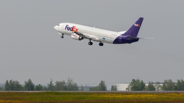 Boeing 737-700 (OE-IAT)