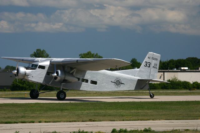 NC7501V — - Bush Master landing at the EAA Fly In 7-29-2005