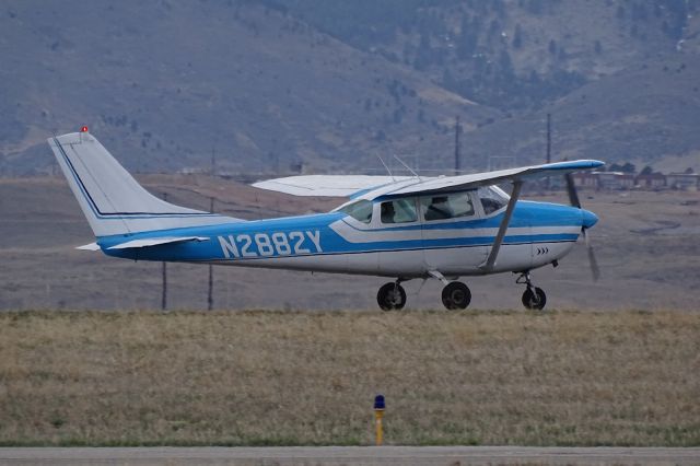 Cessna Skylane (N2882Y)