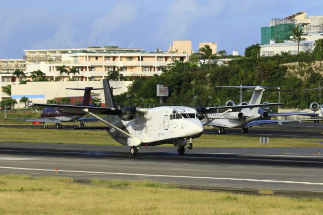 Short SD3-60 (N733CH) - N733CH landing at TNCM St Maarten