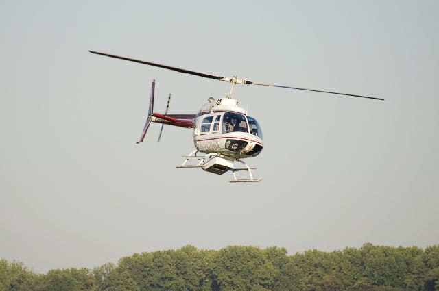 N2068X — - N2068X  Bell 206B Jet Ranger  KFDK  20111009