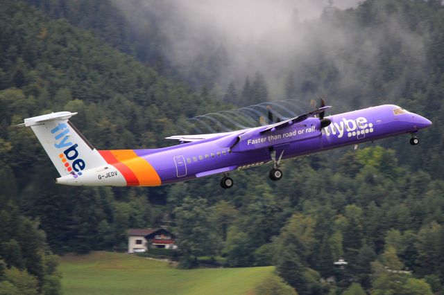 de Havilland Dash 8-400 (G-JEDV)