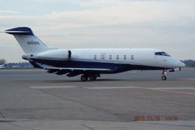 Canadair Challenger 350 (N305DL) - Taken on November 12, 2017.