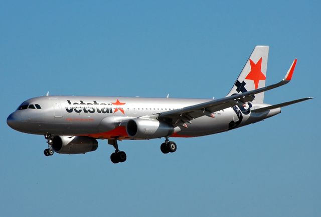 Airbus A320 (VH-VQG) - JETSTAR AIRWAYS - AIRBUS A320-232 - REG VH-VQG (CN 2787) - ADELAIDE INTERNATIONAL AIRPORT SA. AUSTRALIA - YPAD (11/1/2015)