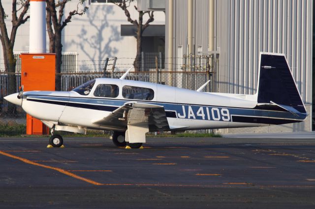 Mooney M-20 (JA4109)