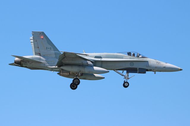 McDonnell Douglas FA-18 Hornet (18-8791) - An RCAF CF-188A Hornet, 188791, cn 621/A524433, of Tactical Fighter Squadron 433, Canadian Forces Base Bagotville (CYBG), Quebec- Canada, performing a few touch & goes on arrival at KBKL on 2 Sept 2016 for the 2016 Cleveland National Air Show.