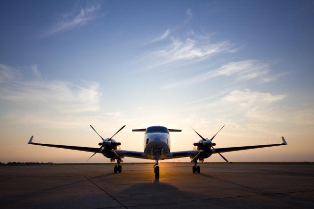 Beechcraft Super King Air 300 (N86GA)