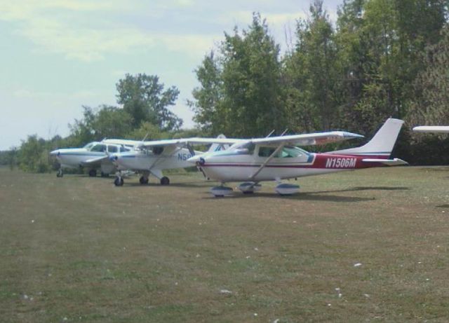 Cessna Skylane (N1506M) - N1506M and other at Basin Harbor (VT) Airfield