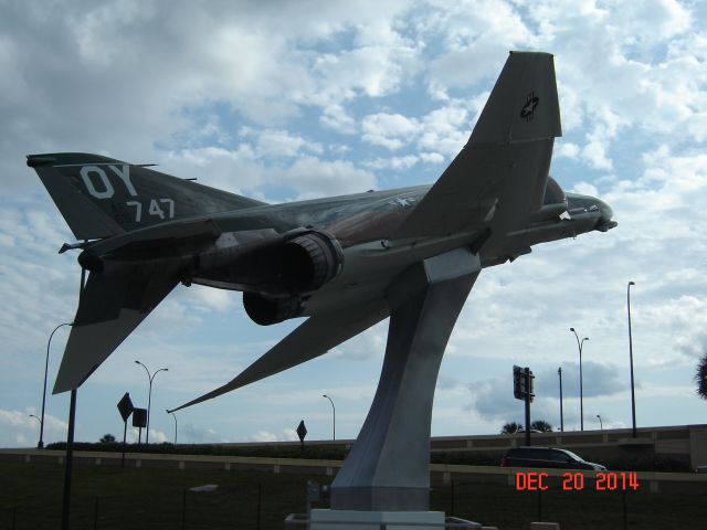 McDonnell Douglas F-4 Phantom 2 (65-0747) - McDonnell-Douglas c/n 1810 Col Joe Kittinger Park