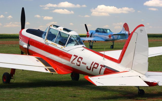 OGMA DHC-1 Chipmunk (ZS-JPT)