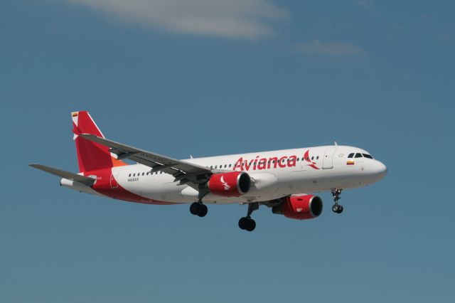 Airbus A321 (N416AV)
