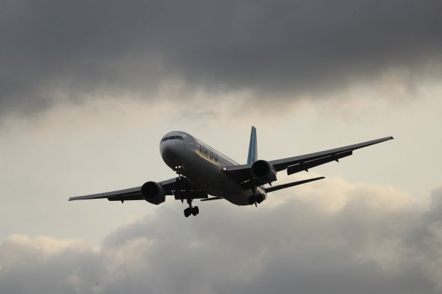 BOEING 767-300 (JA613A) - December 3rd 2019:HND-HKD.