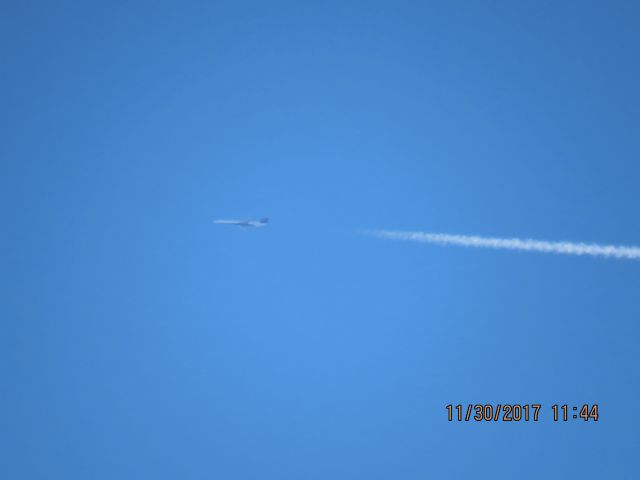 McDonnell Douglas MD-88 (N909DE) - Back in the air after her crash. 