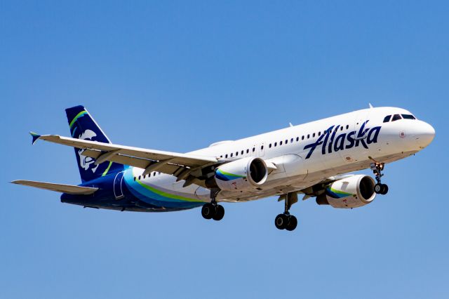 Airbus A320 (N844VA)