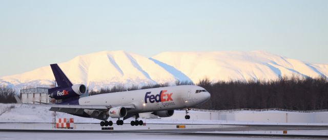 Boeing MD-11 (N616FE)