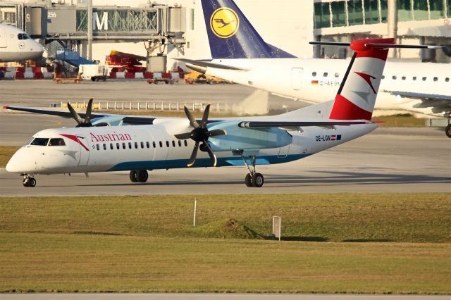 de Havilland Dash 8-400 (OE-LGN) - OE-LGN