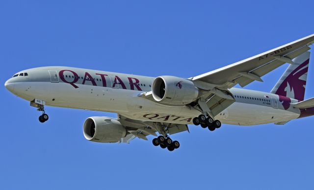 BOEING 767-300 (A7-BBB)