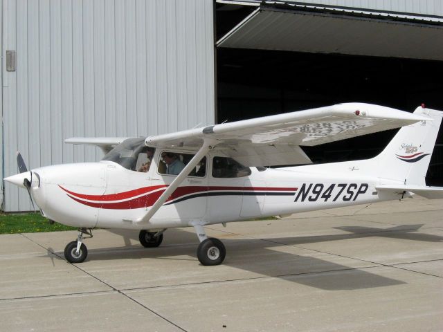 Cessna Skyhawk (N947SP)