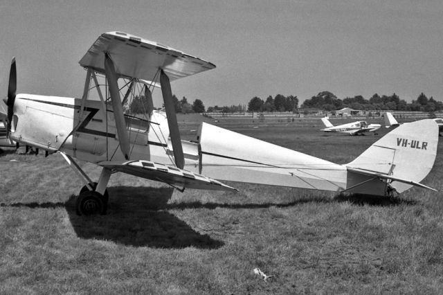 VH-ULR — - DE HAVILLAND DH-82A TIGER MOTH - REG VH-ULR (CN A17-584) - BERWICK VIC. AUSTRALIA - YBER (10/3/1979)