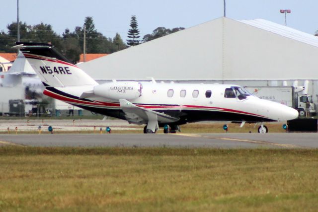 Cessna Citation CJ1 (N54RE) - Lining up to depart rwy 7 on 2-Nov-16 returning to KBCT after an overnight stay.