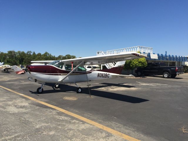 Cessna Skylane (N362BC) - New Paint 