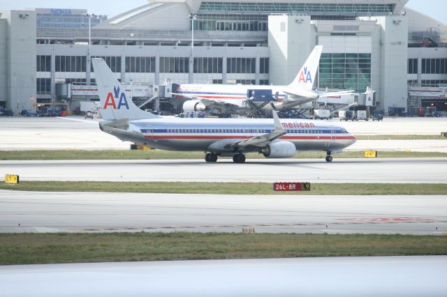 Boeing 737-800 (N961AN)