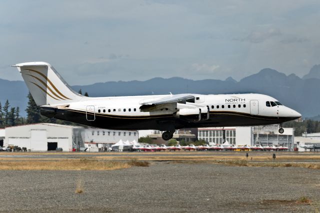 Avro RJ-100 Avroliner (C-FSUA)