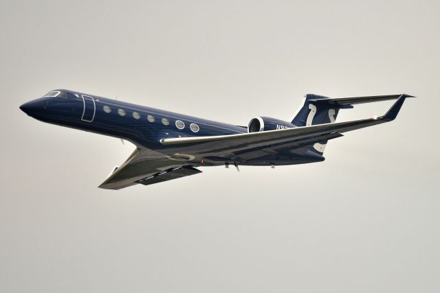 Gulfstream Aerospace Gulfstream V (N931FL) - 5-L 06-06-23. Colt's beautiful new G550