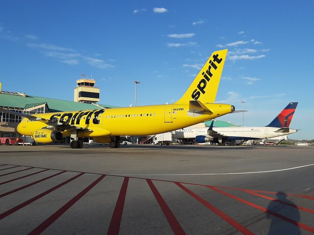 Airbus A321 (N668NK) - Awaiting for pushback clearence.