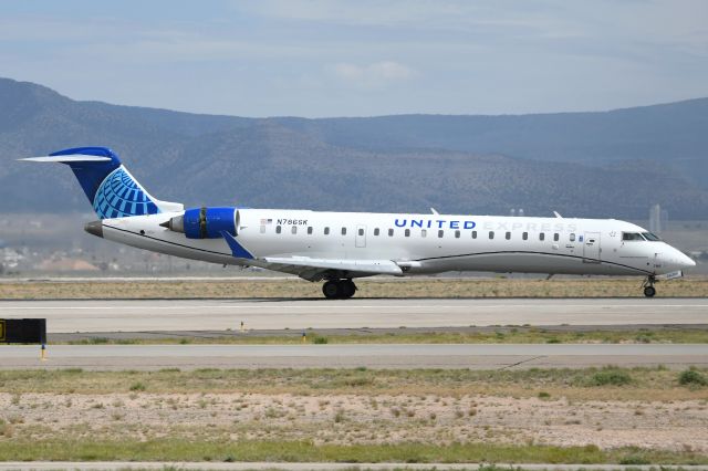 Canadair Regional Jet CRJ-700 (N786SK)