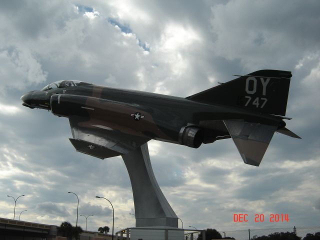 McDonnell Douglas F-4 Phantom 2 (65-0747) - McDonnell-Douglas c/n 1810 Col Joe Kittinger Park