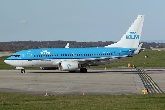 Boeing 737-700 (PH-BGN)