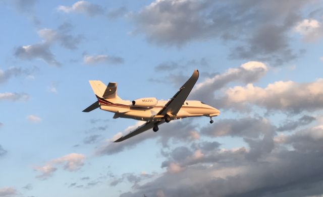 Cessna Citation Sovereign (N542QS) - North end of runway as plane landed