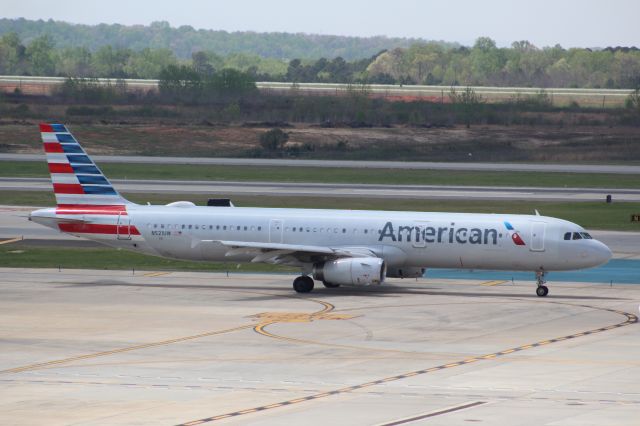 Airbus A321 (N521UW)