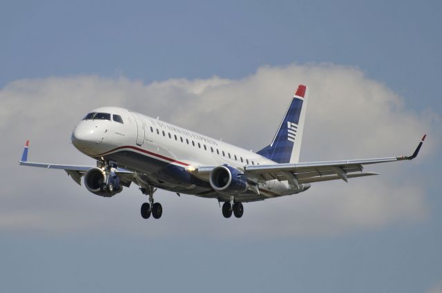 Embraer 175 (N118HQ) - Seen at KBWI on 4/23/2009.