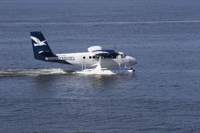 De Havilland Canada Twin Otter (C-FGQH) - Taken in the Vancouver, BC Harbor