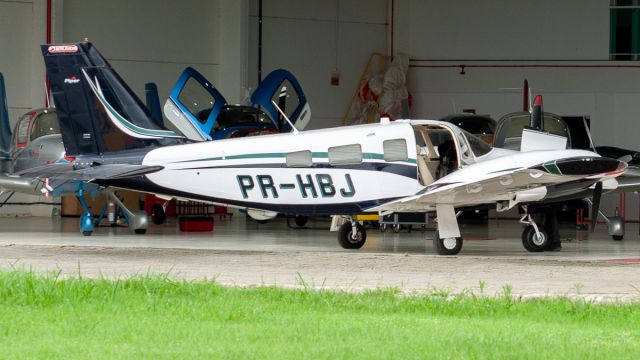 Piper Seneca (PR-HBJ)