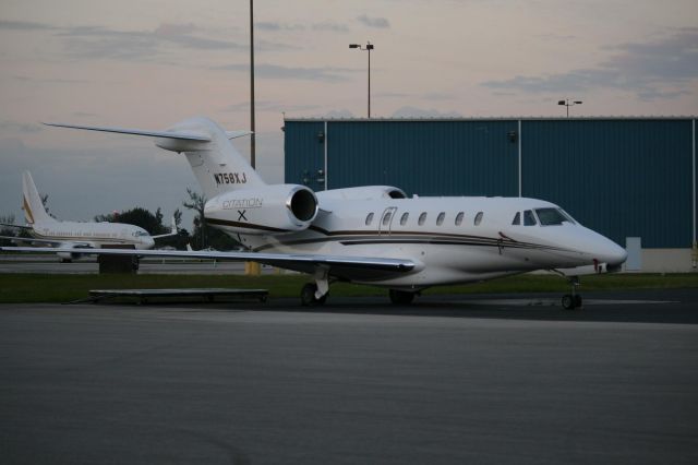 Cessna Citation X (N758XJ)