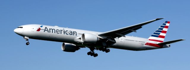 BOEING 777-300ER (N728AN) - American B77W landing at KLAX, taken from Proud Bird.