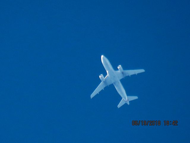 Airbus A319 (N749US)