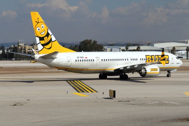 Boeing 737-800 (SP-RZD) - 12/02/2023:br /Flight from Krakow (KRK), Poland, taxi to the ramp.