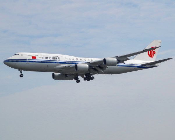 BOEING 747-8 (B-2486)